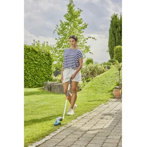 GARDENA ComfortCut Li Sans Fil Cisaille à Gazon Li-Ion 4 GARDENA ComfortCut Li Sans Fil Cisaille à Gazon Li-Ion – Image 2